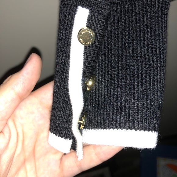 Black Calvin Klein Sweater - Picture 4 of 5